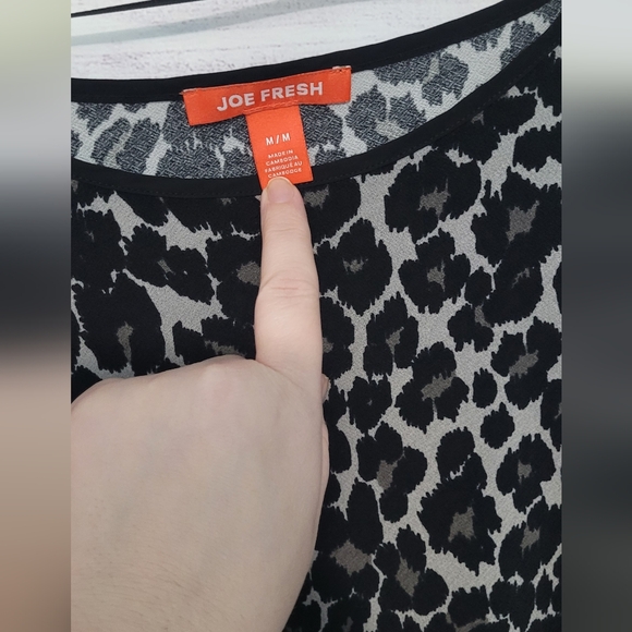 Nwot Joe Fresh leopard print blouse 👚 Size M - Picture 9 of 9